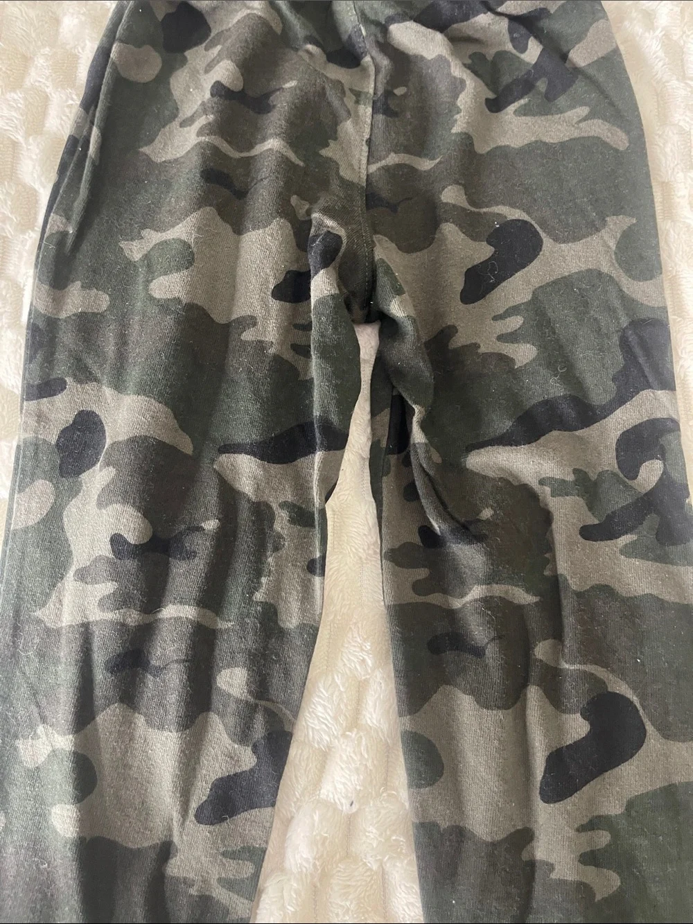 Old Navy Green & Black Camo Jogger Pants with White Drawstring